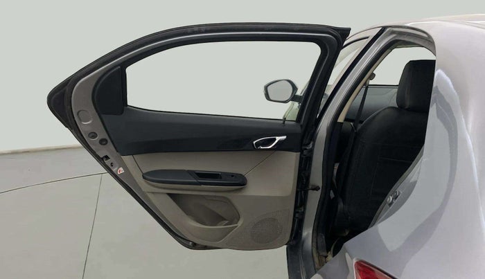 2018 Tata Tiago XZ PETROL, Petrol, Manual, 29,563 km, LHS Rear Door
