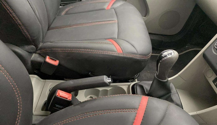 2018 Tata Tiago XZ PETROL, Petrol, Manual, 29,563 km, Gear Lever