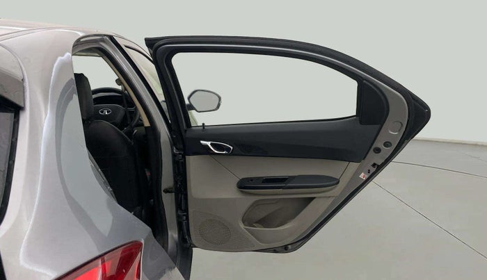2018 Tata Tiago XZ PETROL, Petrol, Manual, 29,563 km, RHS Rear Door