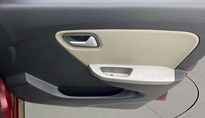 2015 Maruti Alto K10 VXI, Petrol, Manual, 42,613 km, Driver Side Door Panels Control