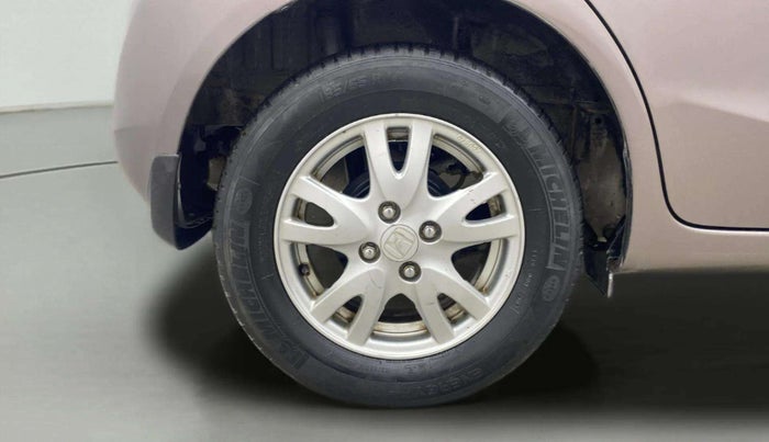 2014 Honda Brio VX AT, Petrol, Automatic, 89,113 km, Right Rear Wheel