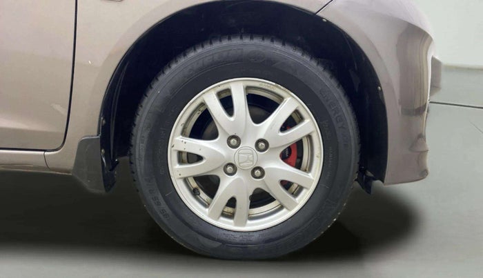 2014 Honda Brio VX AT, Petrol, Automatic, 89,113 km, Right Front Wheel