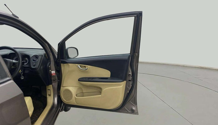 2014 Honda Brio VX AT, Petrol, Automatic, 89,113 km, RHS Front Door