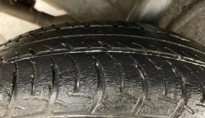 2020 Maruti New Wagon-R VXI 1.0, Petrol, Manual, 42,259 km, Right Rear Tyre Tread