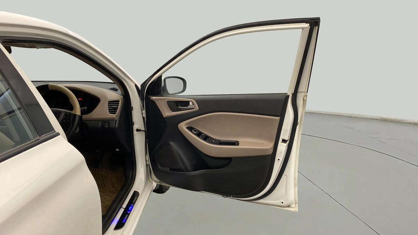 2014 Hyundai Elite i20 MAGNA 1.2, Petrol, Manual, 75,148 km, RHS Front Door
