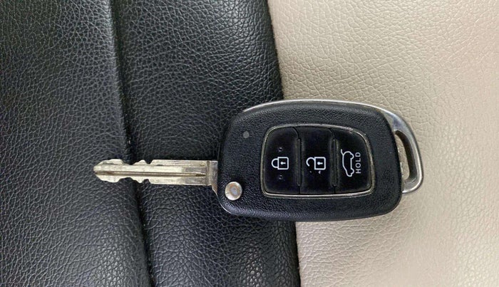 2014 Hyundai Elite i20 MAGNA 1.2, Petrol, Manual, 75,148 km, Key Close Up