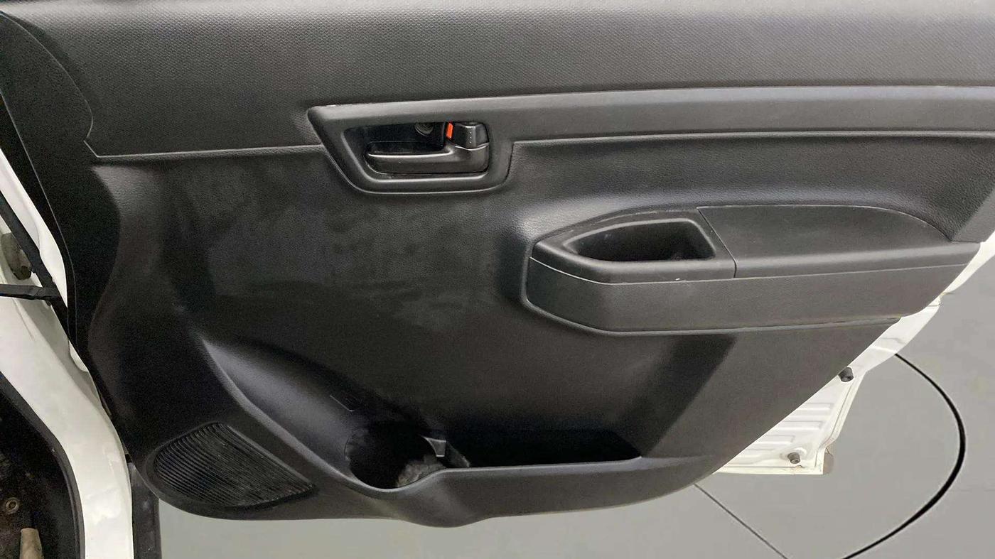2021 Maruti S PRESSO VXI+, Petrol, Manual, 15,107 km, Driver Side Door Panels Control