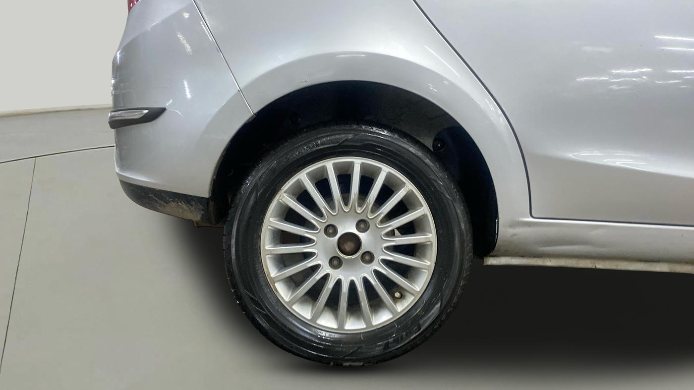 2014 Tata Zest XMS PETROL, Petrol, Manual, 89,993 km, Right Rear Wheel