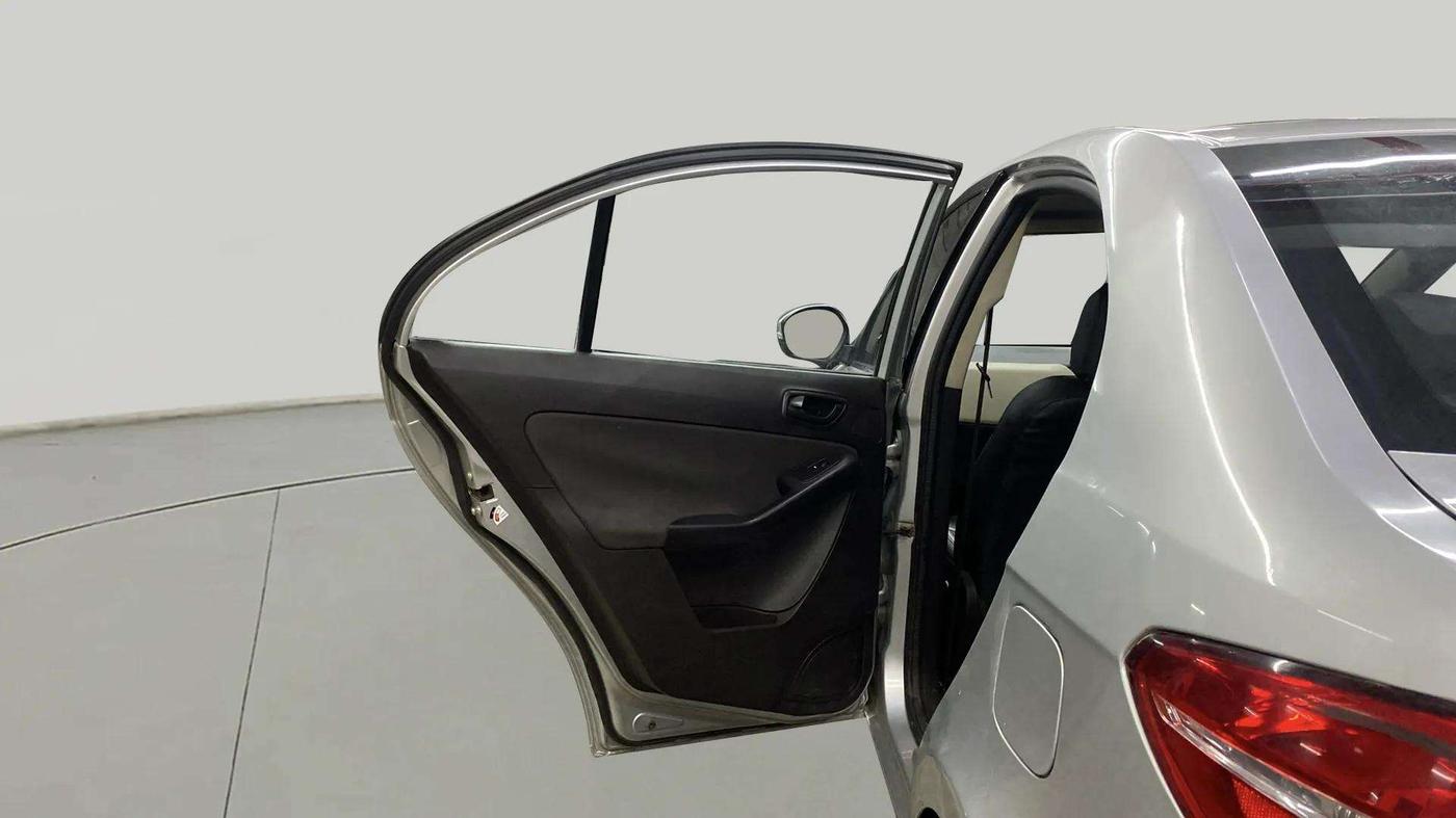 2014 Tata Zest XMS PETROL, Petrol, Manual, 89,993 km, LHS Rear Door