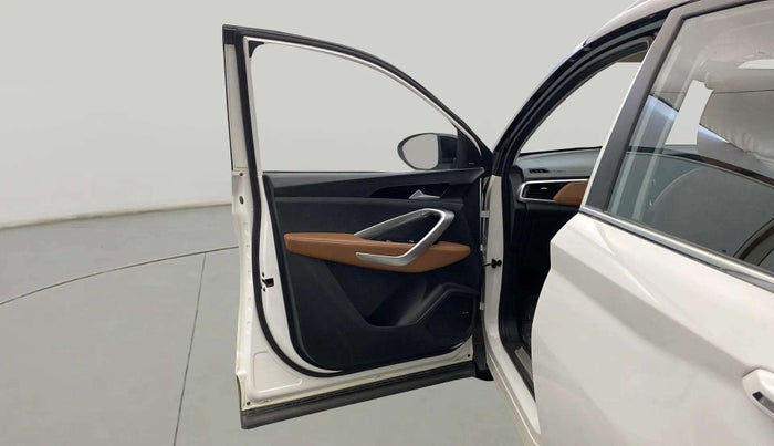 2022 MG HECTOR PLUS SHARP 2.0 DIESEL TURBO MT 6-STR, Diesel, Manual, 38,735 km, LHS Front Door