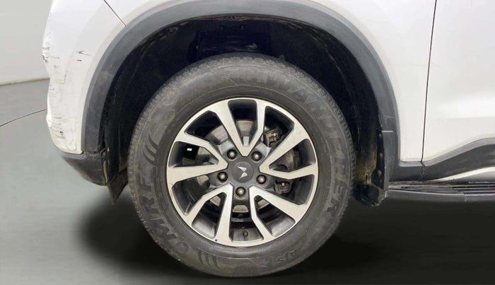 2022 Mahindra SCORPIO-N Z8 L DIESEL AT 2WD 7 STR, Diesel, Automatic, 35,775 km, Left Front Wheel