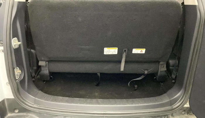 2022 Mahindra SCORPIO-N Z8 L DIESEL AT 2WD 7 STR, Diesel, Automatic, 35,775 km, Boot Inside