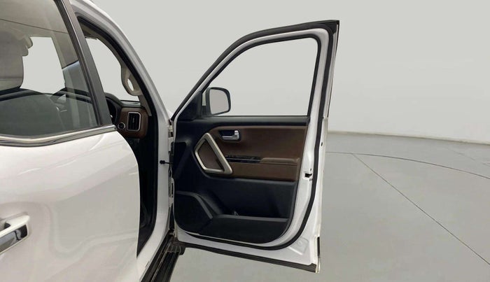 2022 Mahindra SCORPIO-N Z8 L DIESEL AT 2WD 7 STR, Diesel, Automatic, 35,775 km, RHS Front Door