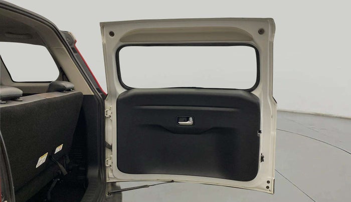 2022 Mahindra SCORPIO-N Z8 L DIESEL AT 2WD 7 STR, Diesel, Automatic, 35,775 km, Boot Door Open