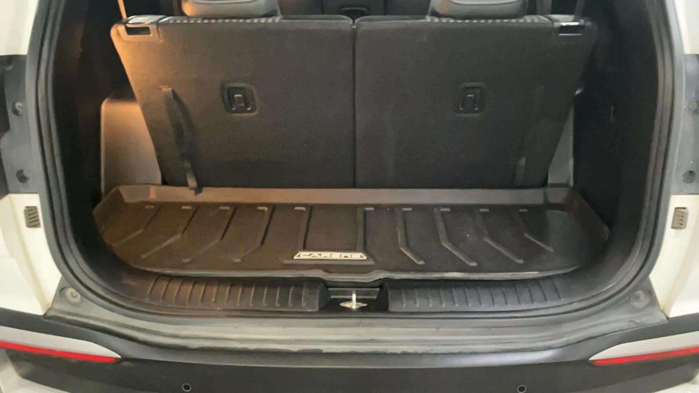 2022 KIA CARENS PRESTIGE PLUS 1.4 PETROL 7 STR, Petrol, Manual, 11,710 km, Boot Inside