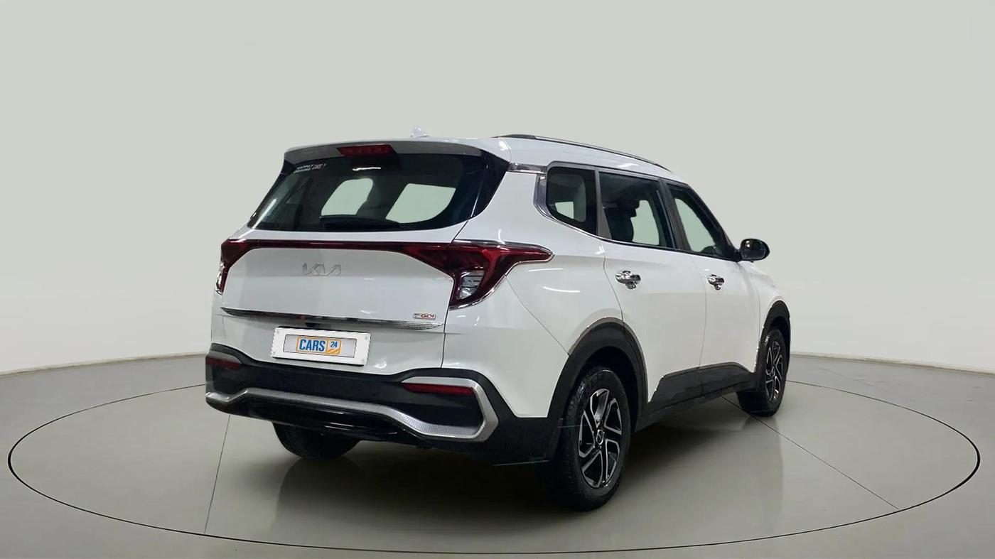 2022 KIA CARENS PRESTIGE PLUS 1.4 PETROL 7 STR, Petrol, Manual, 11,710 km, Right Back Diagonal