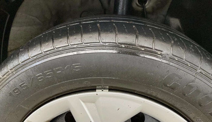 2021 Hyundai VENUE S 1.2, Petrol, Manual, 35,198 km, Right Front Tyre Tread
