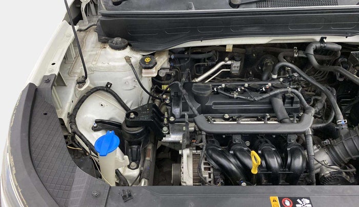 2021 Hyundai VENUE S 1.2, Petrol, Manual, 35,198 km, Engine View - Right