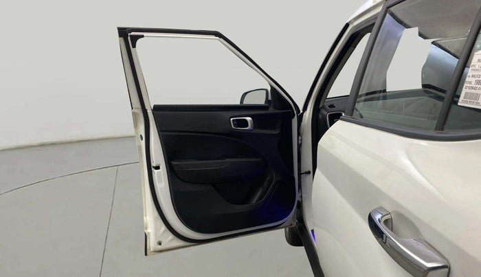 2021 Hyundai VENUE S 1.2, Petrol, Manual, 35,198 km, LHS Front Door