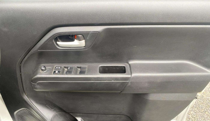 2021 Maruti New Wagon-R VXI (O) 1.2 AMT, Petrol, Automatic, 12,731 km, Driver Side Door Panels Control