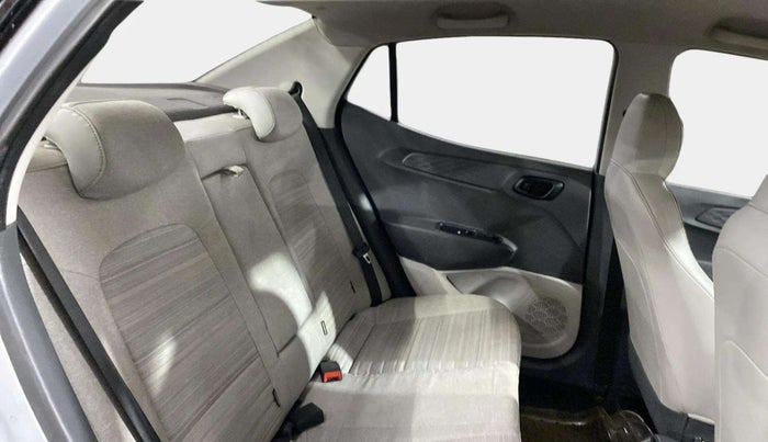 2020 Hyundai AURA S 1.2 CNG, CNG, Manual, 64,184 km, Right Side Rear Door Cabin