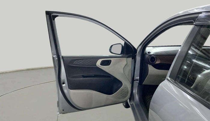 2020 Hyundai AURA S 1.2 CNG, CNG, Manual, 64,184 km, LHS Front Door
