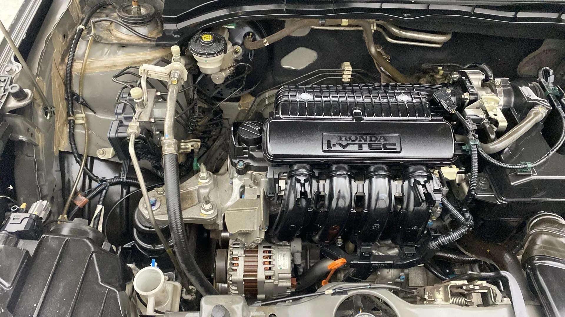 Engine-Right-Aligned--11