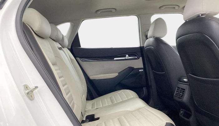 2021 KIA SELTOS GTX (O) 1.4 PETROL, Petrol, Manual, 45,667 km, Right Side Rear Door Cabin