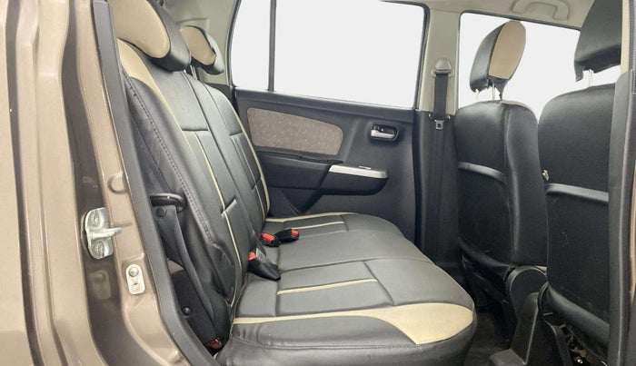 2014 Maruti Wagon R 1.0 VXI, Petrol, Manual, 31,861 km, Right Side Rear Door Cabin