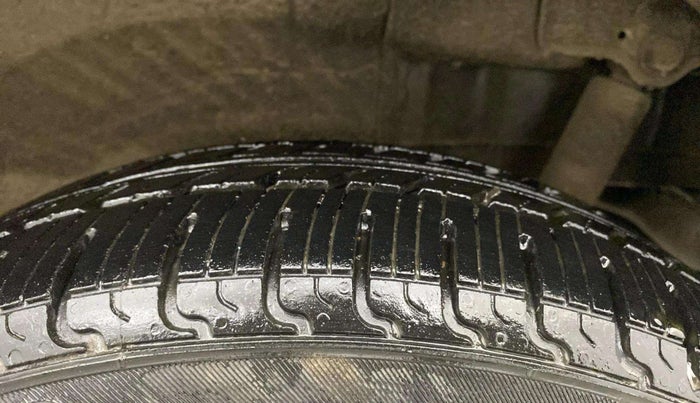 2014 Maruti Wagon R 1.0 VXI, Petrol, Manual, 31,861 km, Left Rear Tyre Tread