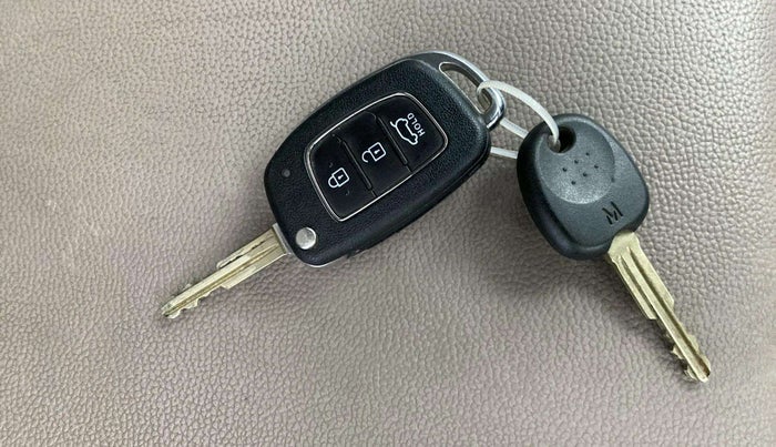 2020 Hyundai Elite i20 MAGNA PLUS 1.2, Petrol, Manual, 23,684 km, Key Close Up