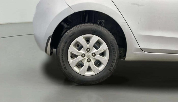 2020 Hyundai Elite i20 MAGNA PLUS 1.2, Petrol, Manual, 23,684 km, Right Rear Wheel