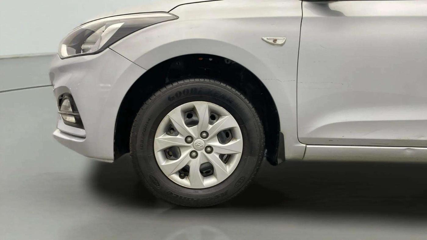 2020 Hyundai Elite i20 MAGNA PLUS 1.2, Petrol, Manual, 23,684 km, Left Front Wheel