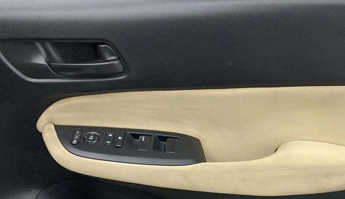 2022 Honda City 1.5L I-VTEC V MT 5TH GEN, Petrol, Manual, 59,552 km, Driver Side Door Panels Control