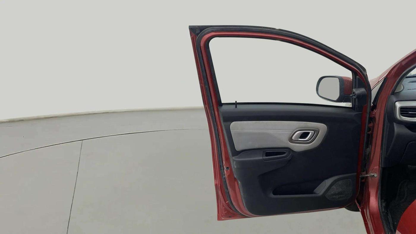 2021 Datsun Redi Go T(O), Petrol, Manual, 28,757 km, LHS Front Door
