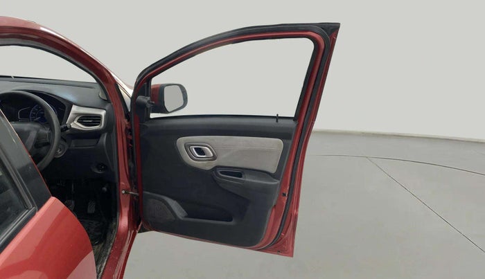 2021 Datsun Redi Go T(O), Petrol, Manual, 28,757 km, RHS Front Door
