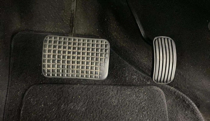 2017 Tata Tiago XZA PETROL, Petrol, Automatic, 63,184 km, Pedals