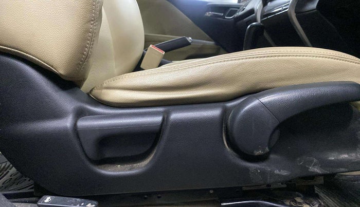 2017 Honda City 1.5L I-VTEC VX CVT, Petrol, Automatic, 67,309 km, Driver Side Adjustment Panel