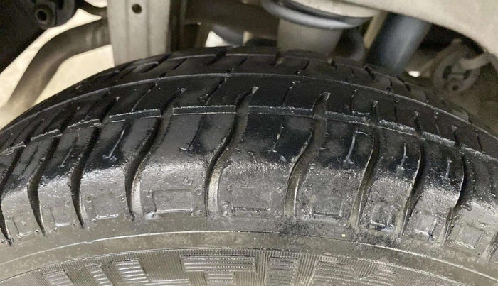 2021 Maruti Alto VXI, Petrol, Manual, 62,097 km, Left Rear Tyre Tread
