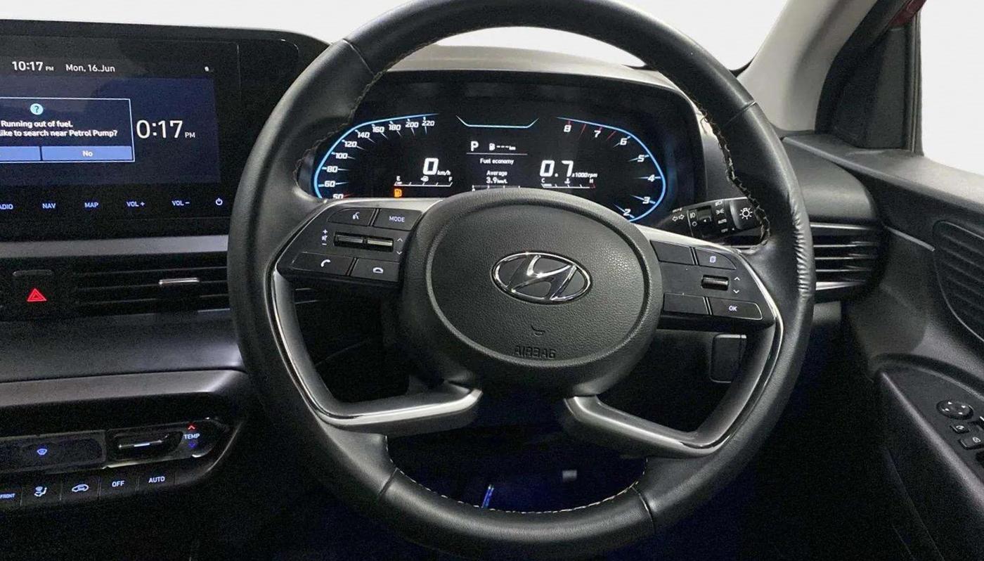 2020 Hyundai NEW I20 ASTA 1.2 AT, Petrol, Automatic, 18,701 km, Steering Wheel Close Up