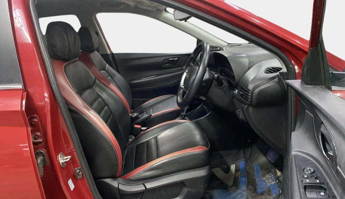 2020 Hyundai NEW I20 ASTA 1.2 AT, Petrol, Automatic, 18,701 km, Right Side Front Door Cabin