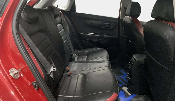 2020 Hyundai NEW I20 ASTA 1.2 AT, Petrol, Automatic, 18,701 km, Right Side Rear Door Cabin
