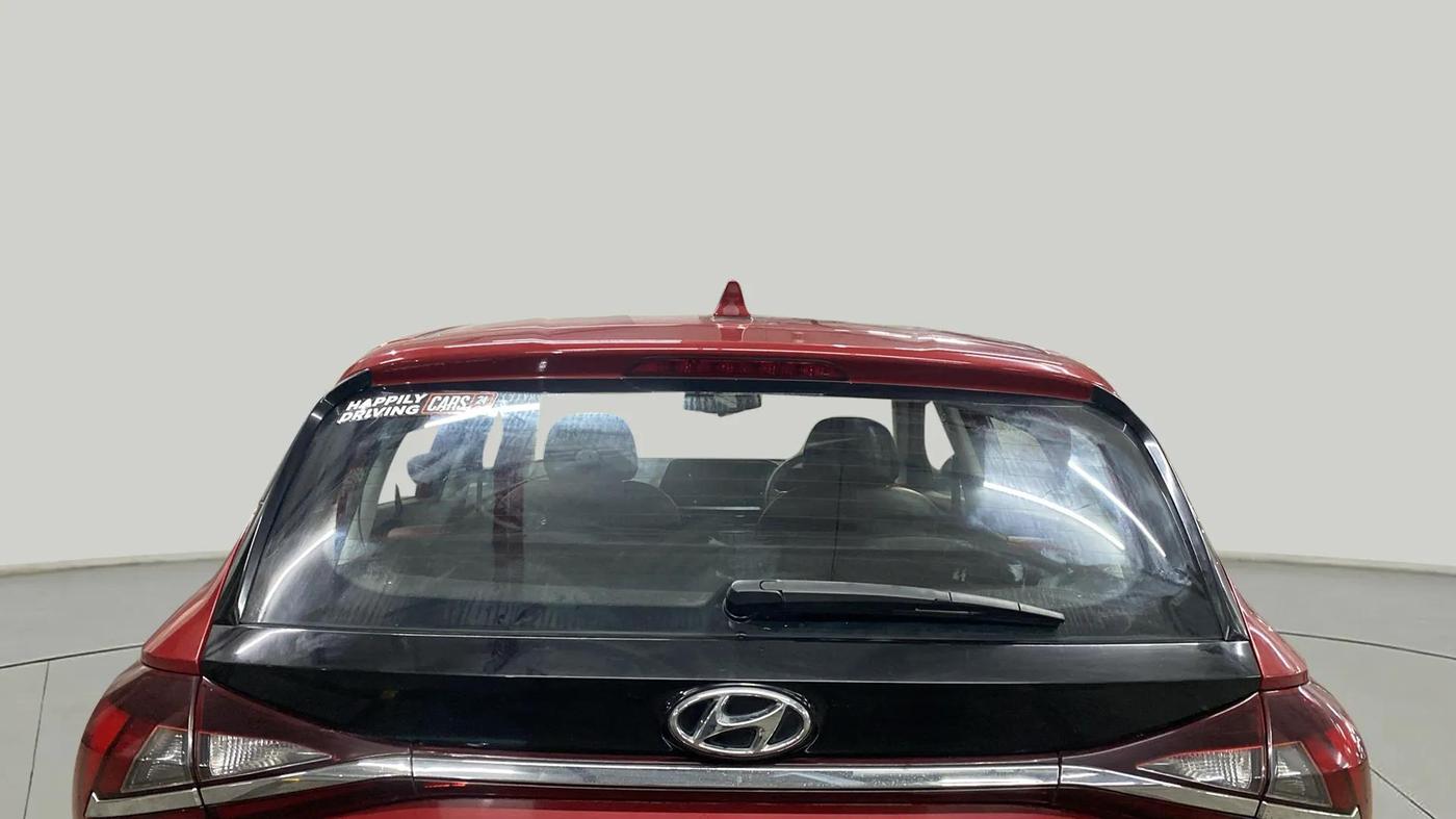 2020 Hyundai NEW I20 ASTA 1.2 AT, Petrol, Automatic, 18,701 km, Rear Windshield