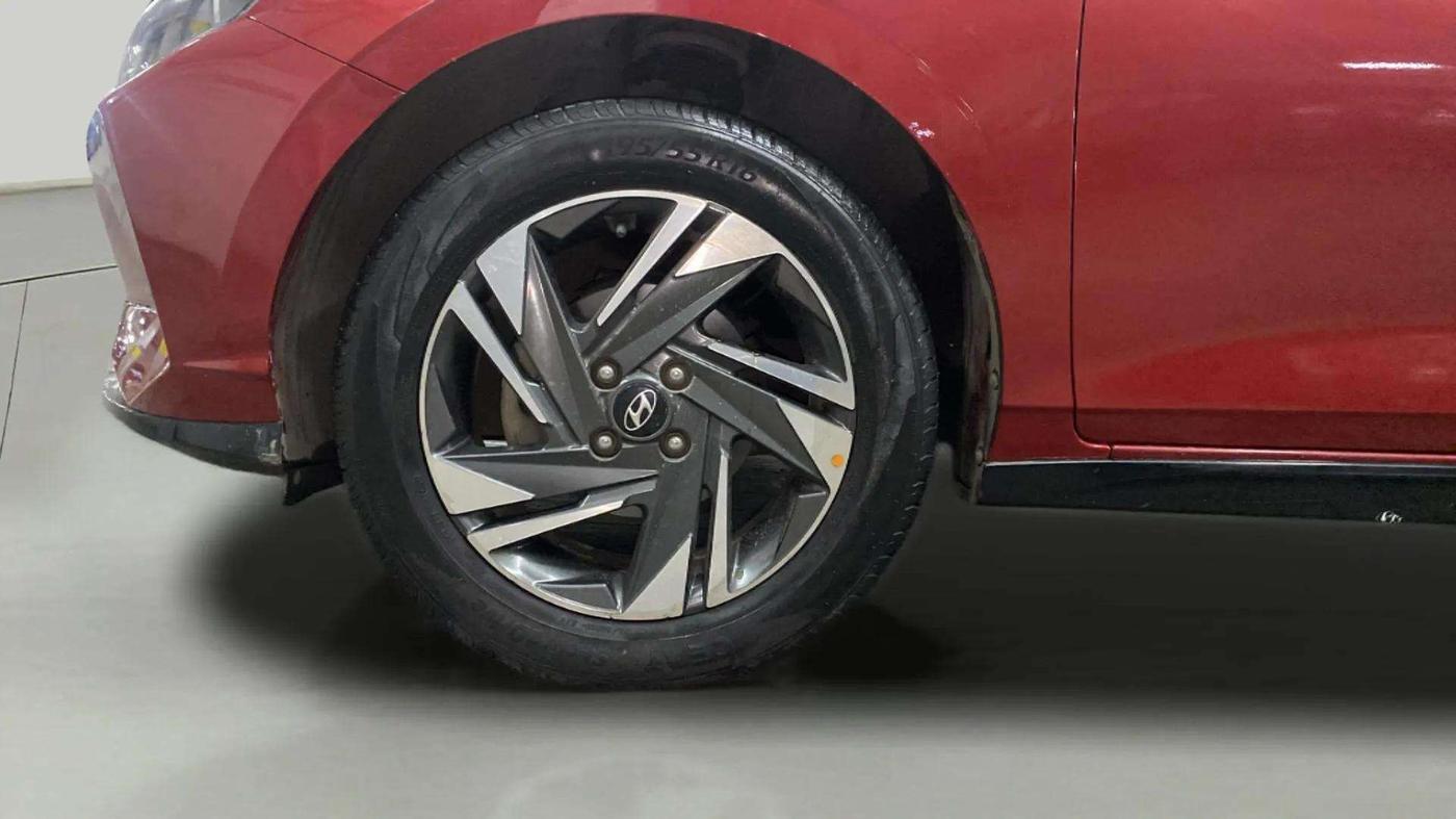 2020 Hyundai NEW I20 ASTA 1.2 AT, Petrol, Automatic, 18,701 km, Left Front Wheel