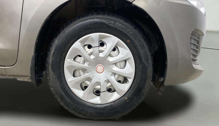 2021 Maruti Swift LXI, Petrol, Manual, 63,522 km, Right Front Wheel