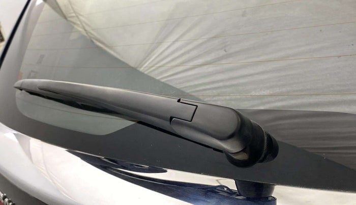 2022 Maruti Baleno ZETA PETROL 1.2, Petrol, Manual, 83,269 km, Rear Wiper