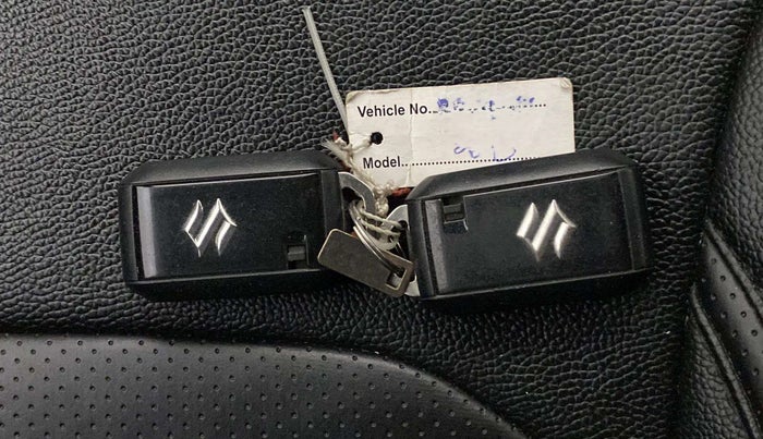 2022 Maruti Baleno ZETA PETROL 1.2, Petrol, Manual, 83,269 km, Key Close Up