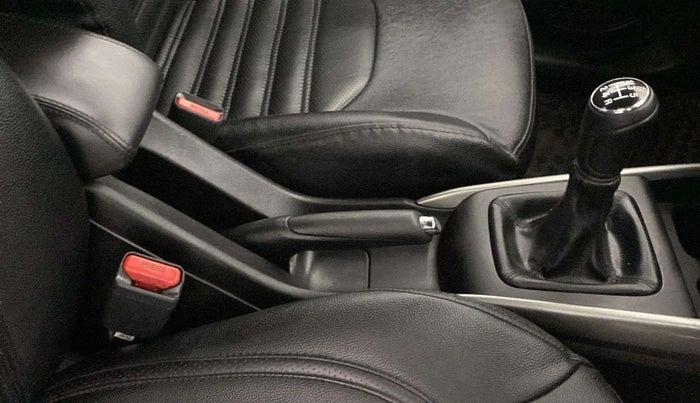 2022 Maruti Baleno ZETA PETROL 1.2, Petrol, Manual, 83,269 km, Gear Lever