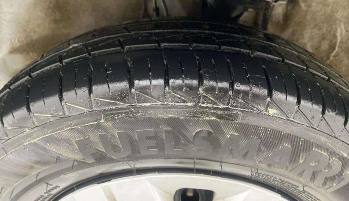 2022 Maruti Alto LXI O, Petrol, Manual, 40,435 km, Left Front Tyre Tread