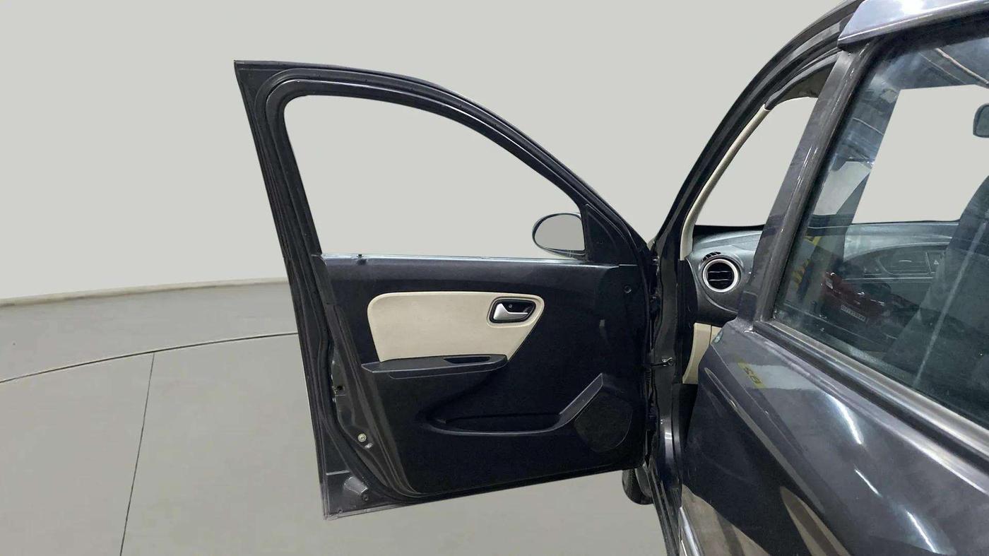 2020 Maruti Alto LXI CNG, CNG, Manual, 48,885 km, LHS Front Door
